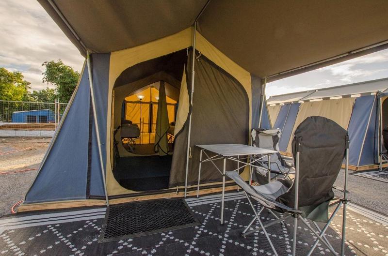 Mycow Accommodation Mackay Exteriör bild
