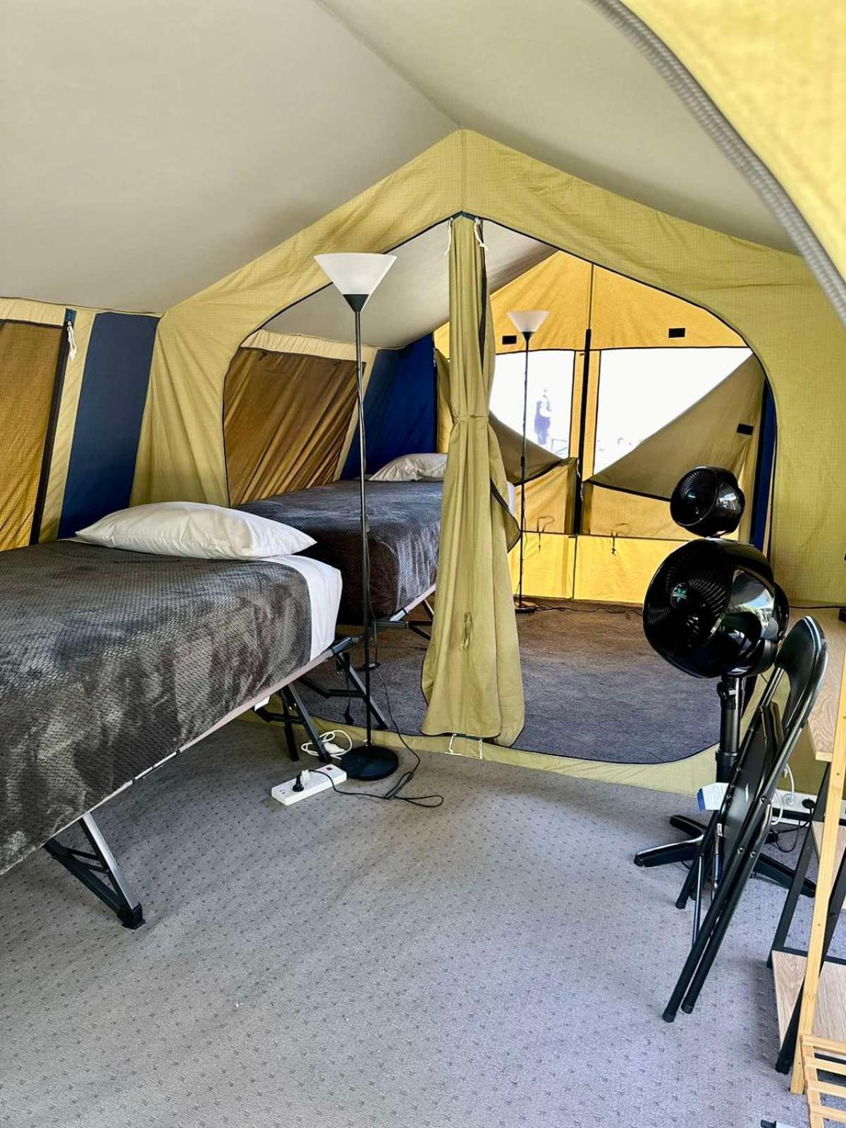 Mycow Accommodation Mackay Exteriör bild